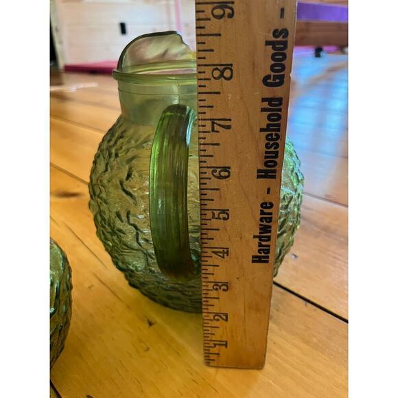Vintage E O Brody Company green crinkle textured glass pitcher & planter bowl. - Picture 6 of 9